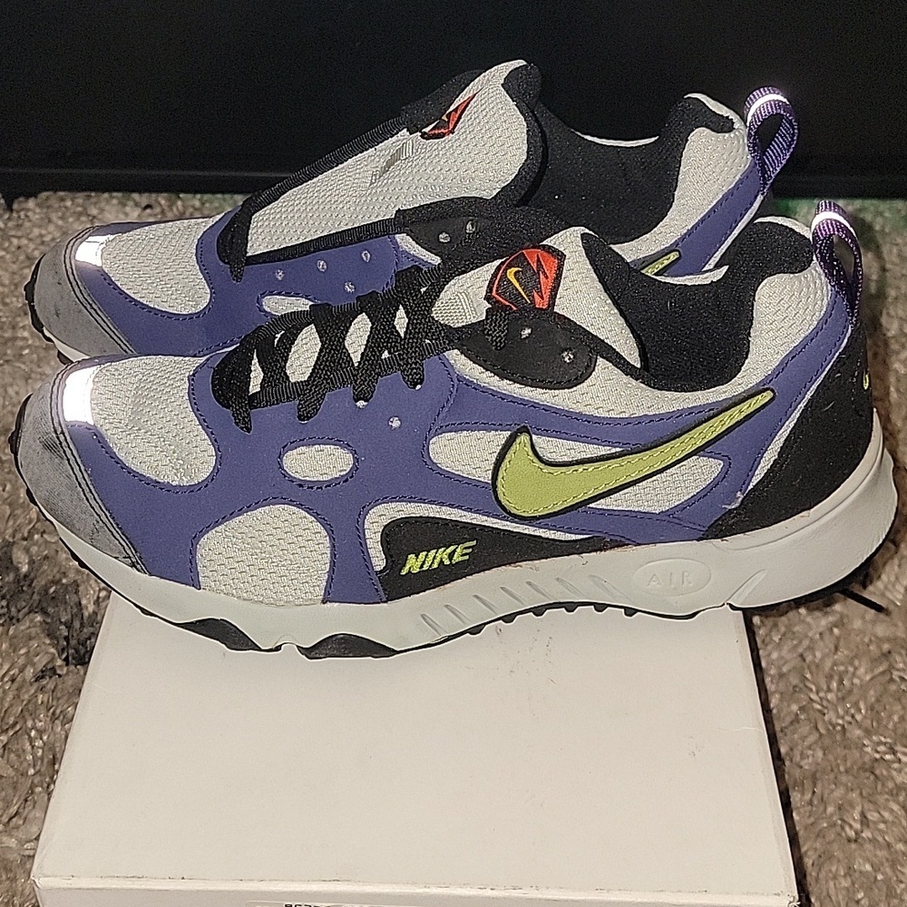 Women's Nike Air Terravore Grey / Pear / Purple Size 9.5